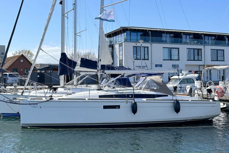 Neue Sun Odyssey 349 ab 2023 bei 1. Klasse Yachten