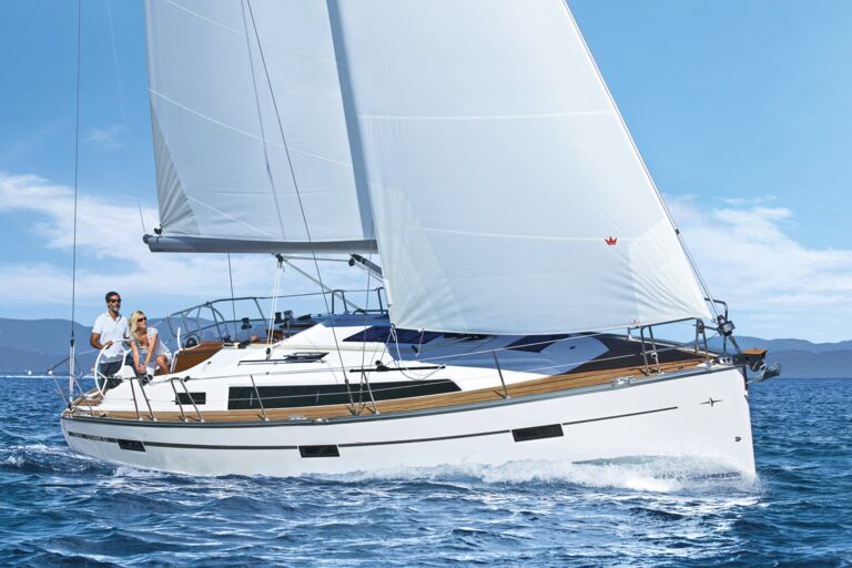 Neue Bavaria cruiser 37 ab 2023 bei 1. Klasse Yachten