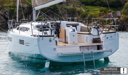 Heck Aussenaufnahme einer Sun Odyssey 410 in Palma auf Mallorca