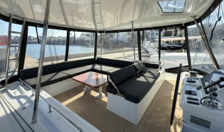 Deck Flybridge Aussenaufnahme der Lagoon 51 "Selanja" in Can Pastilla auf Mallorca