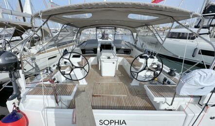 Heck Aussenaufnahme der Oceanis 46.1 "Sophia" in Can Pastilla auf Mallorca