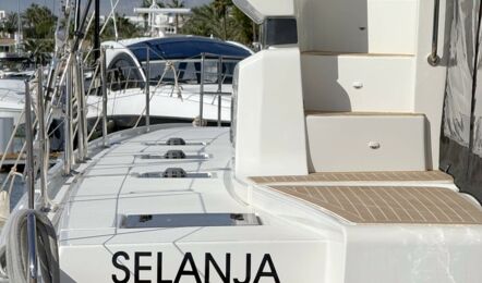 Deck Aussenaufnahme der Lagoon 51 "Selanja" in Can Pastilla auf Mallorca