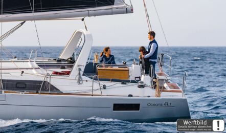 Backbord Cockpit Aussenaufnahme einer Oceanis 41.1 in Heiligenhafen