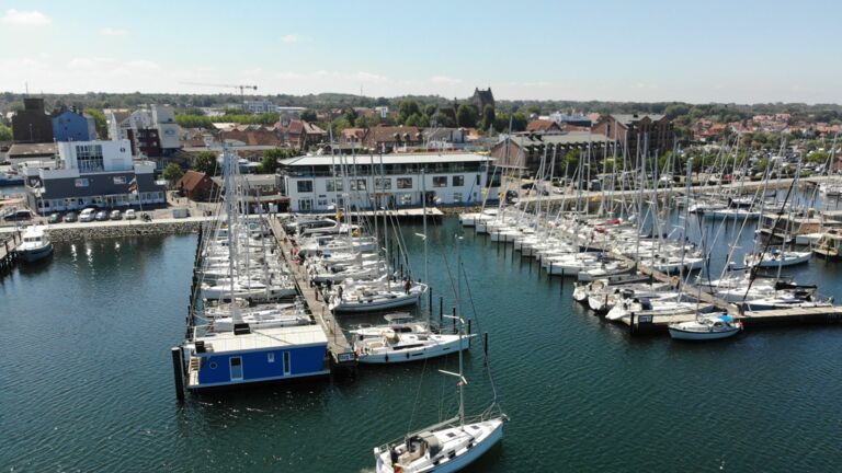 Heiligenhafen ist der begehrteste Ausgangshafen für Charterreisen