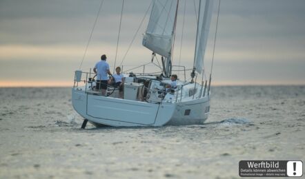 Heck Aussenaufnahme einer Oceanis 40.1 in Heiligenhafen