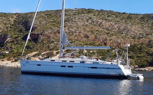 Backbord Aussenaufnahme der Bavaria cruiser 45 "Eva" in Palma auf Mallorca