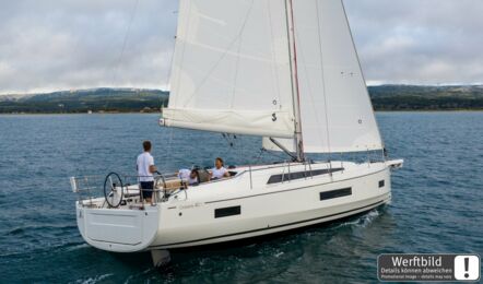 Steuerbord Aussenaufnahme einer Oceanis 40.1